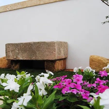 L' Adelaide Guest house Salve