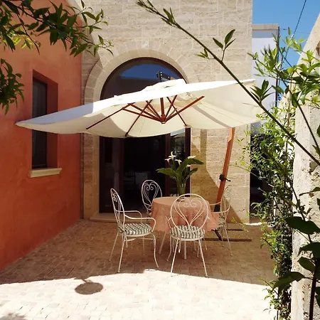 L' Adelaide Guest house Salve